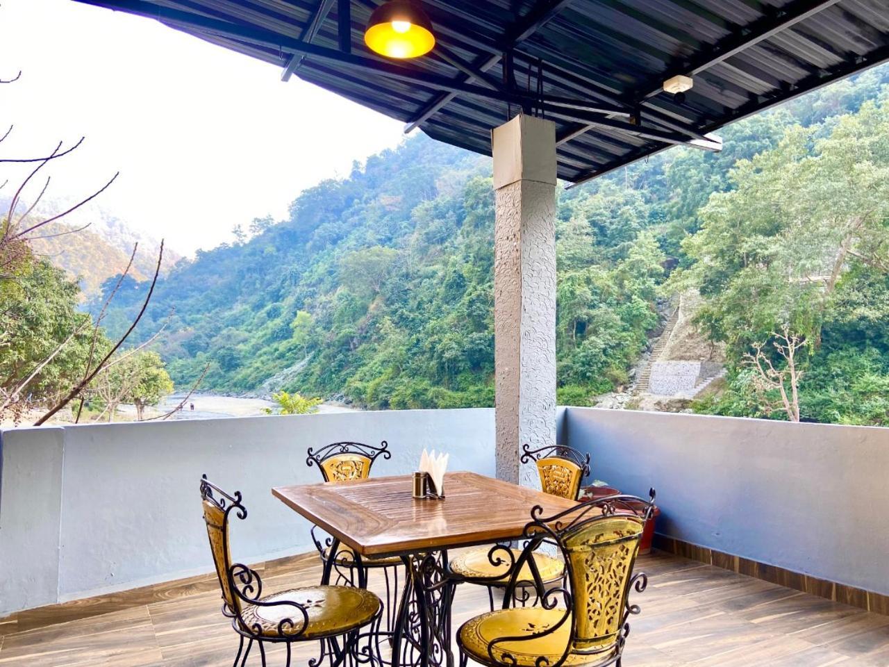 Euphoric River Resort Rishīkesh Buitenkant foto